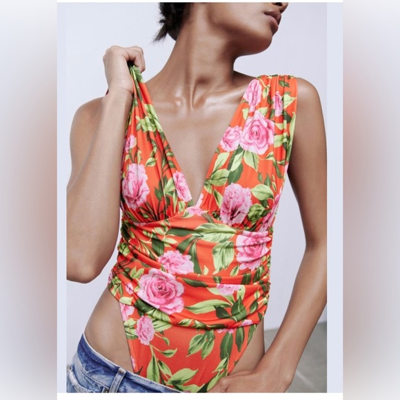 Zara orange floral multi PRINTED DRAPED plunge front BODYSUIT size medium new‎ - Picture 4 of 9